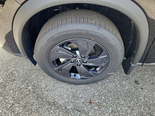 New 2026 Nissan Rogue SV AWD/4WD image 5