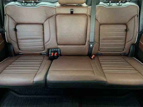 Used 2025 GMC Sierra 3500 Denali Ultimate image 15