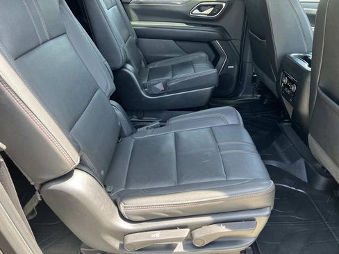 Used 2022 Chevrolet Suburban RST w/ Luxury Package image 22