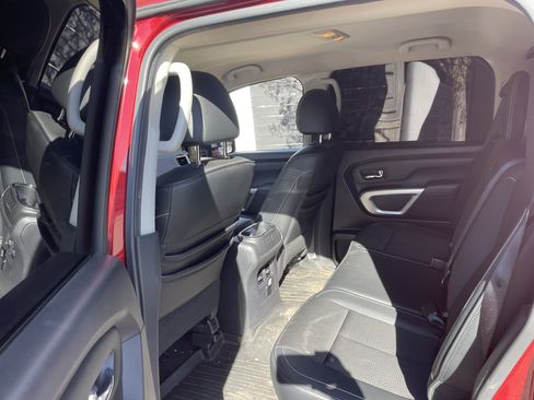 Used 2017 Nissan Titan PRO-4X image 21