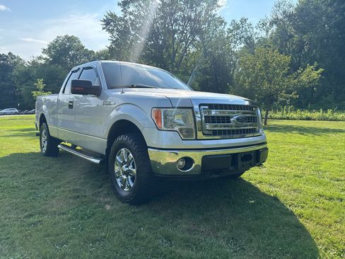 Used 2013 Ford F150 XLT w/ XTR Pkg AWD/4WD image 4
