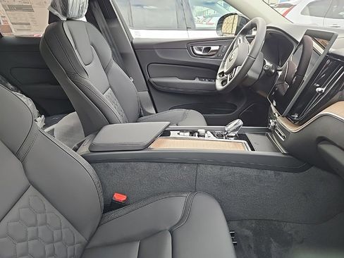 New 2026 Volvo XC60 B5 Plus w/ Protection Package Premier image 6