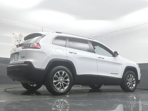 Used 2020 Jeep Cherokee Latitude Plus w/ Comfort/Convenience Group AWD/4WD image 33