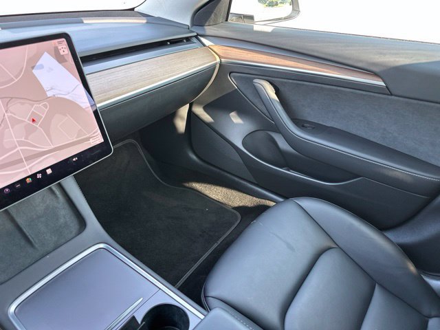 Used 2021 Tesla Model 3 Standard Range Plus RWD image 29