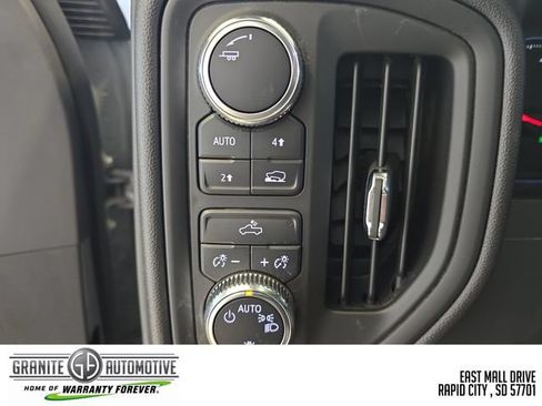 Used 2025 GMC Sierra 1500 Pro w/ Pro Value Package AWD/4WD image 31