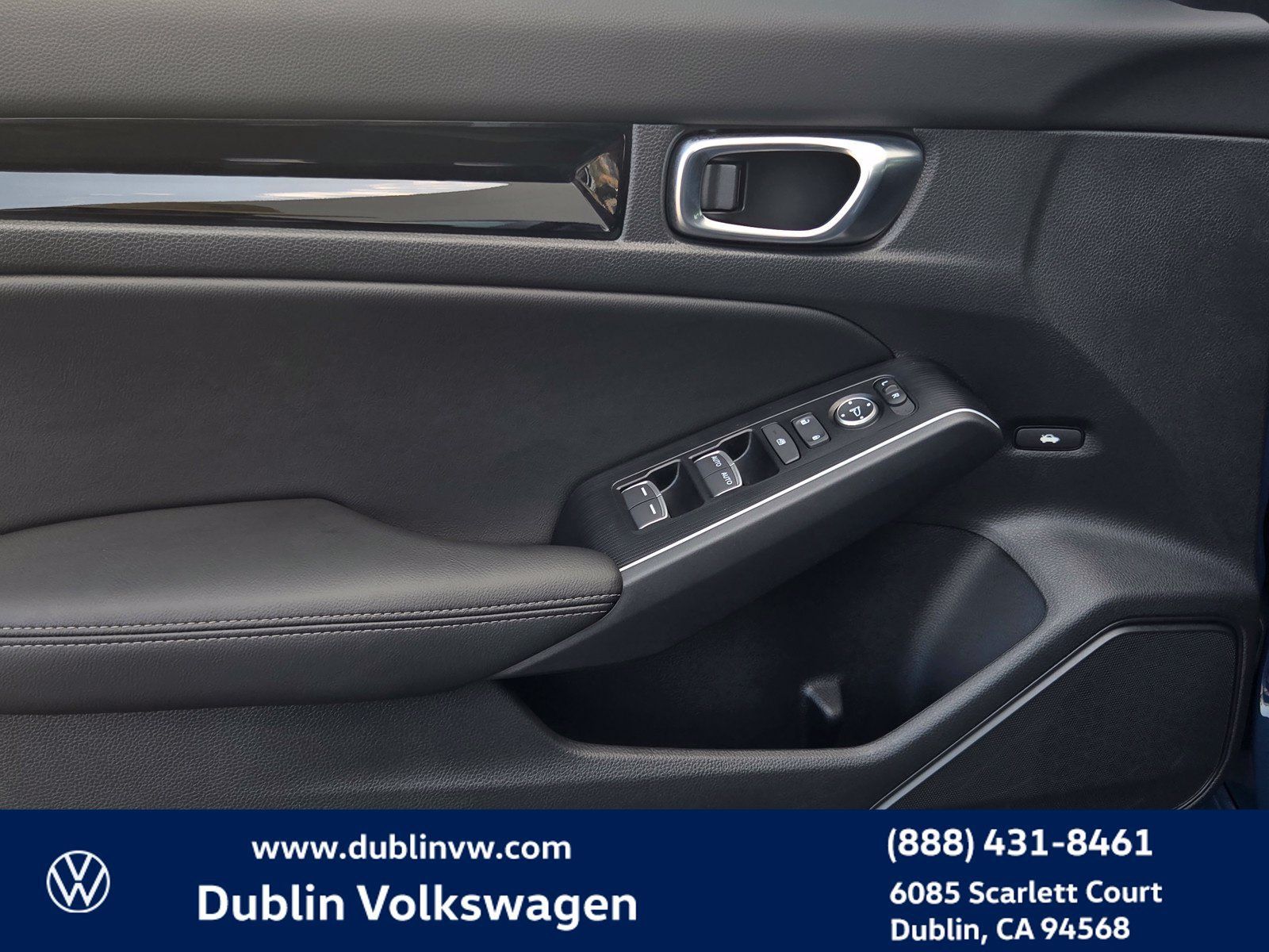 Used 2025 Honda Civic Sport image 10