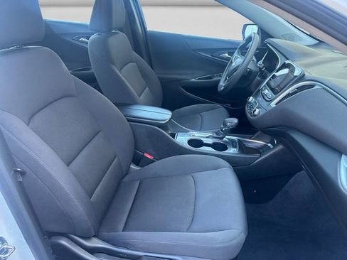 Used 2023 Chevrolet Malibu LT FWD image 15