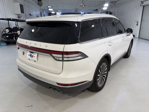 Used 2022 Lincoln Aviator Reserve w/ Elements Package Plus RWD image 5