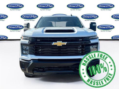 Used 2024 Chevrolet Silverado 2500 W/T w/ WT Fleet Convenience Package AWD/4WD image 2