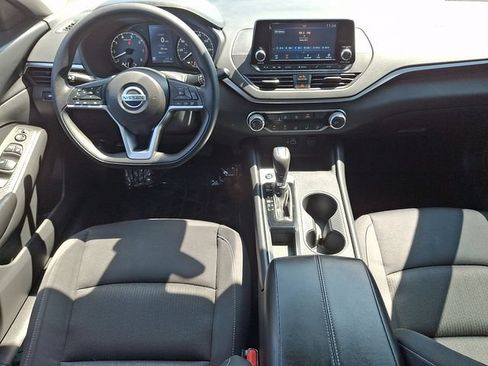 Used 2022 Nissan Altima 2.5 S FWD image 15