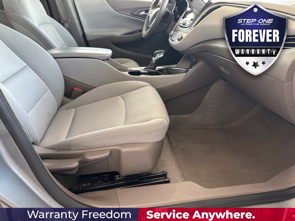 Used 2024 Chevrolet Malibu LT FWD image 37