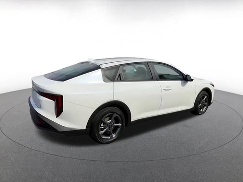 Used 2025 Kia K4 FWD image 15