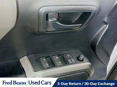 Used 2022 Toyota Tacoma SR5 image 18
