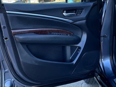 Used 2020 Acura MDX image 25