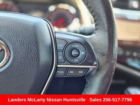 Used 2019 Toyota Camry XSE FWD image 25