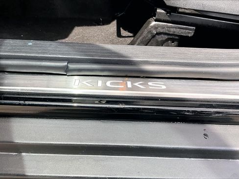 Certified 2024 Nissan Kicks SV w/ Exterior Package FWD image 10