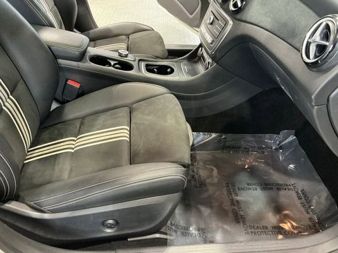Used 2018 Mercedes-Benz CLA 250 image 10