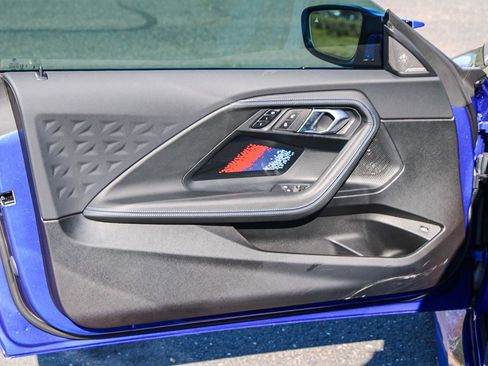 Used 2025 BMW M2 w/ Lighting Package image 18