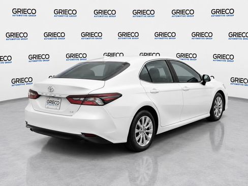 Used 2024 Toyota Camry LE FWD image 4