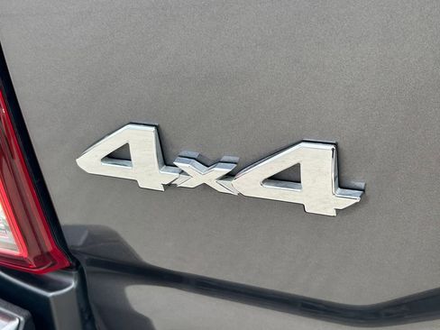 Used 2023 Toyota Tacoma SR AWD/4WD image 13