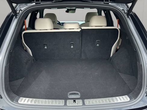 Certified 2026 Genesis GV70 3.5T Sport Prestige AWD/4WD image 10
