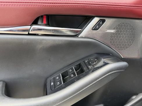 Used 2019 MAZDA MAZDA3 AWD Hatchback w/ Premium Pkg image 11