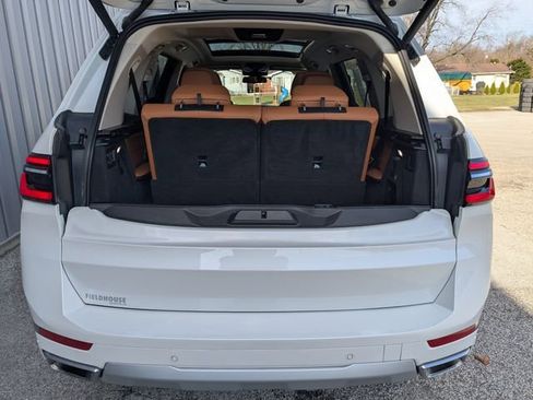 Used 2023 BMW X7 xDrive40i w/ Premium Package image 38