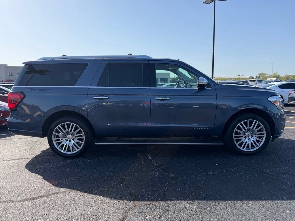 Used 2023 Ford Expedition Max Platinum AWD/4WD image 7