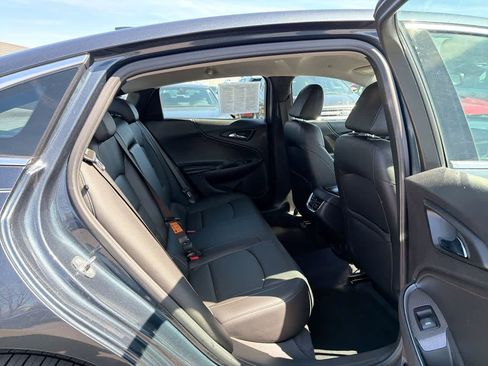 Used 2020 Chevrolet Malibu LT w/ Leather Package FWD image 25