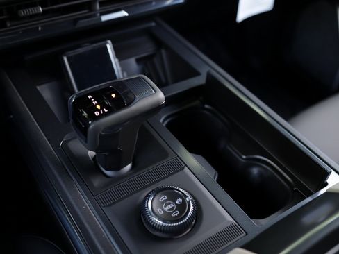 New 2026 GMC Hummer EV SUV image 22