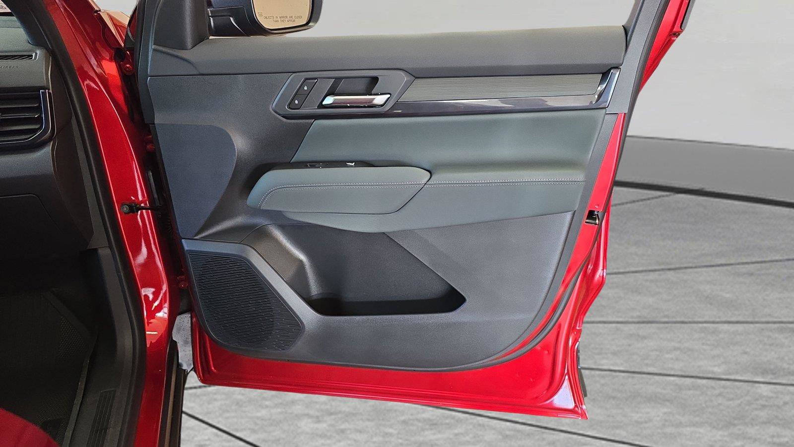 New 2027 GMC Terrain AT4 w/ Convenience Package III AWD/4WD image 15