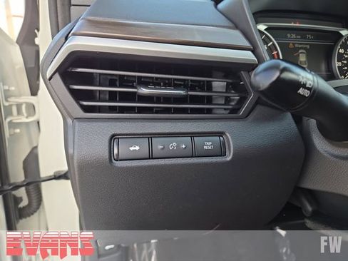 Used 2023 Nissan Altima 2.5 SV image 15