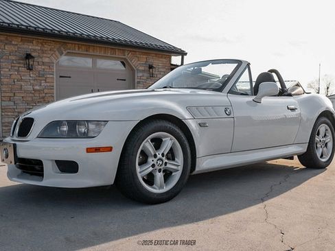 Used 2000 BMW Z3 2.5i image 14
