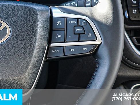 Used 2026 Toyota Grand Highlander AWD image 37