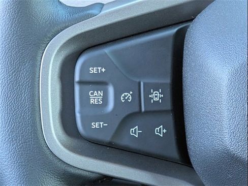 Used 2025 Ford Bronco Outer Banks image 14