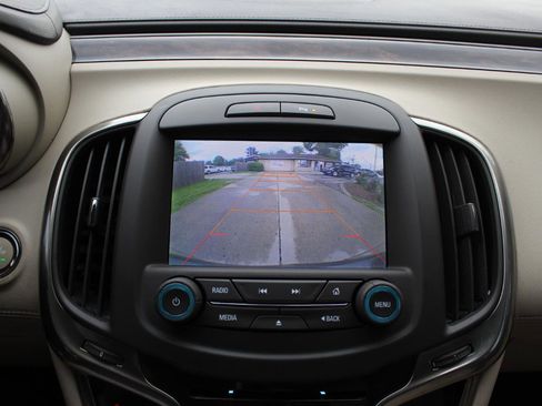 Used 2015 Buick LaCrosse Leather FWD image 26