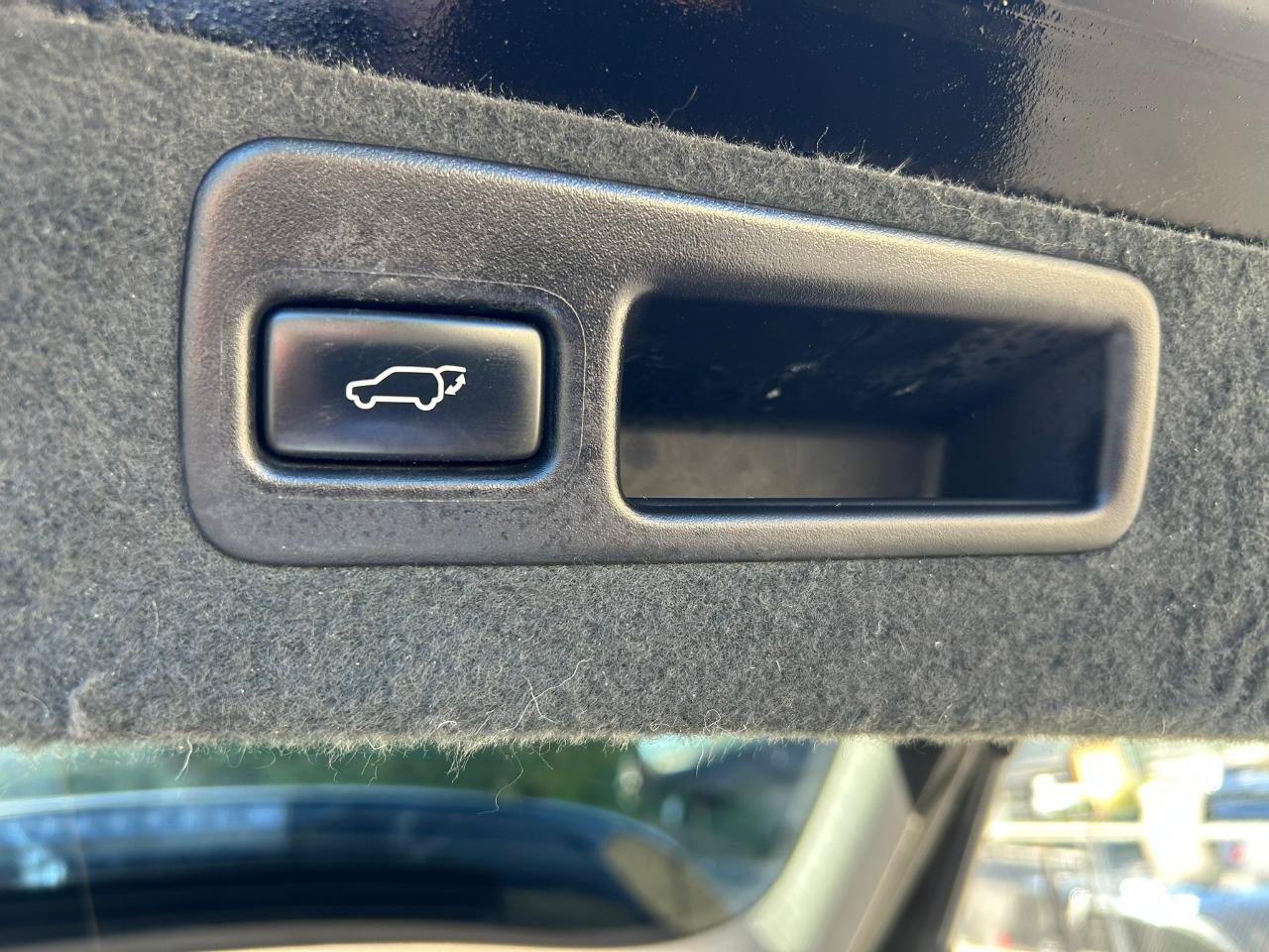 Used 2015 Lexus RX 450h AWD image 18