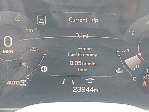 Used 2025 GMC Yukon Denali image 37