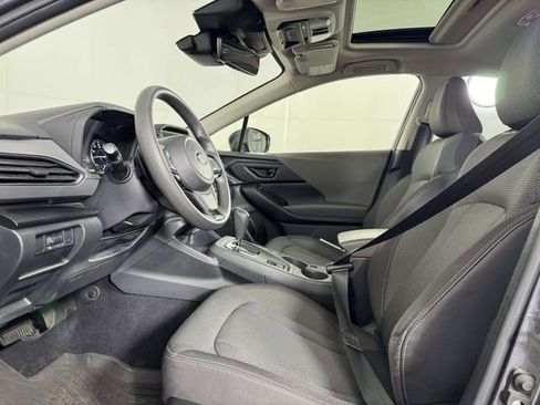 Used 2024 Subaru Crosstrek 2.0i Premium image 4