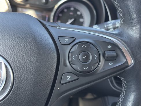 Used 2020 Buick Envision Essence w/ LPO, Cargo Package FWD image 21