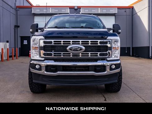 Used 2023 Ford F350 XLT image 4