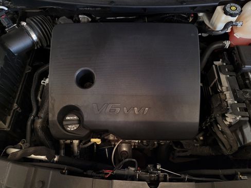 Used 2021 Buick Enclave Essence w/ Sound and Sites Package FWD image 30