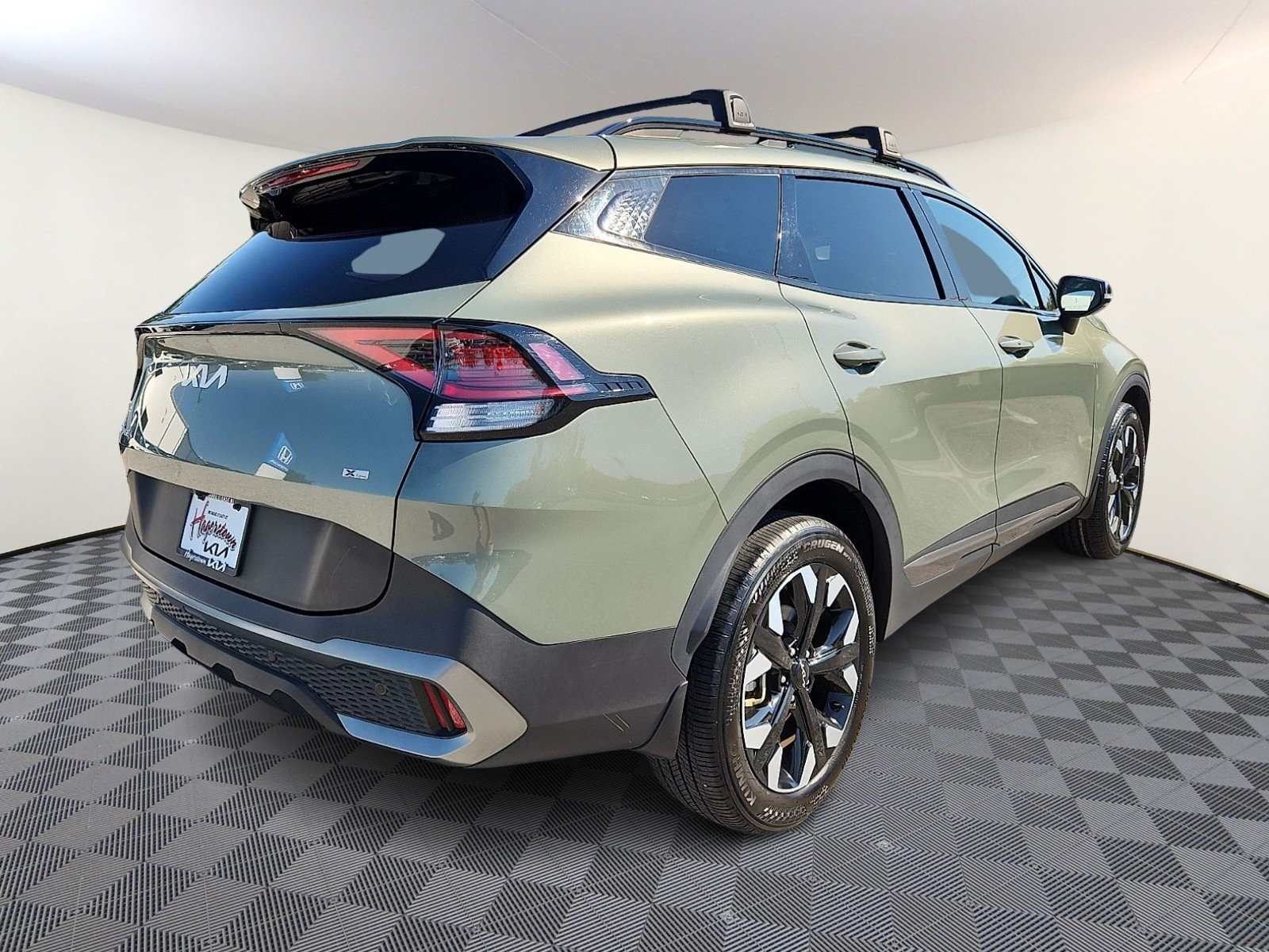 Certified 2024 Kia Sportage X-Line w/ X-Line Premium Package AWD/4WD image 6