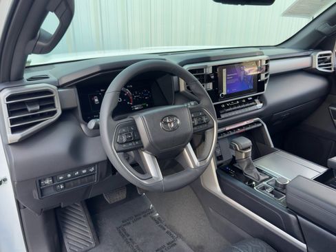 Used 2025 Toyota Sequoia SR5 image 14