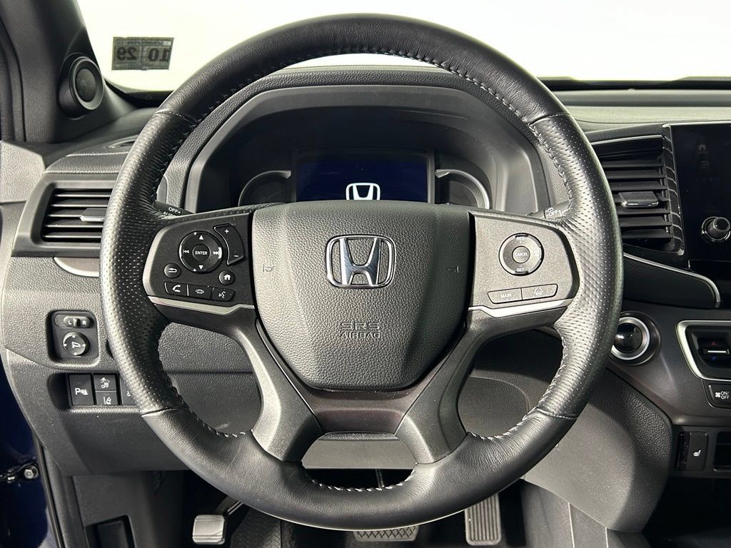 Used 2025 Honda Passport EX-L image 26