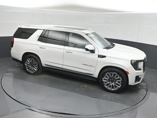 Used 2023 GMC Yukon Denali Ultimate AWD/4WD image 44