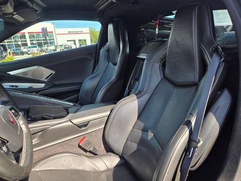 Used 2023 Chevrolet Corvette Stingray Preferred Cpe w/ Z51 Performance Package RWD image 9