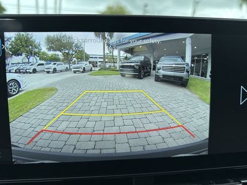 Used 2025 Hyundai Kona SEL FWD image 24