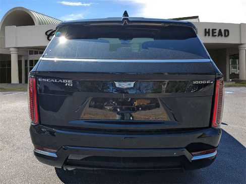 New 2025 Cadillac Escalade IQ Luxury 2 image 3