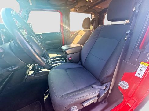 Used 2019 Jeep Wrangler Sport AWD/4WD image 22